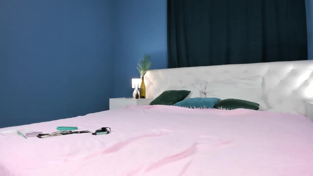 Mary-Xextra Adult Chat September 19, 2025