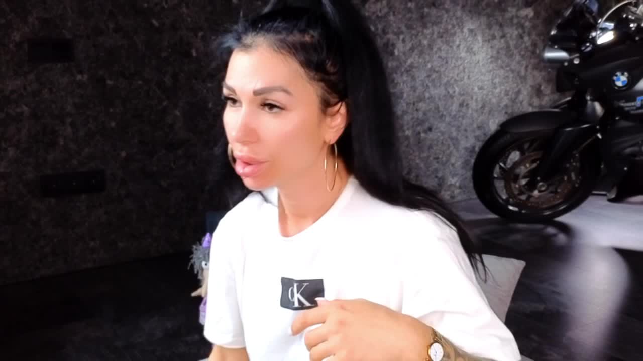 -BABAYAGA- Adult Chat September 19, 2025