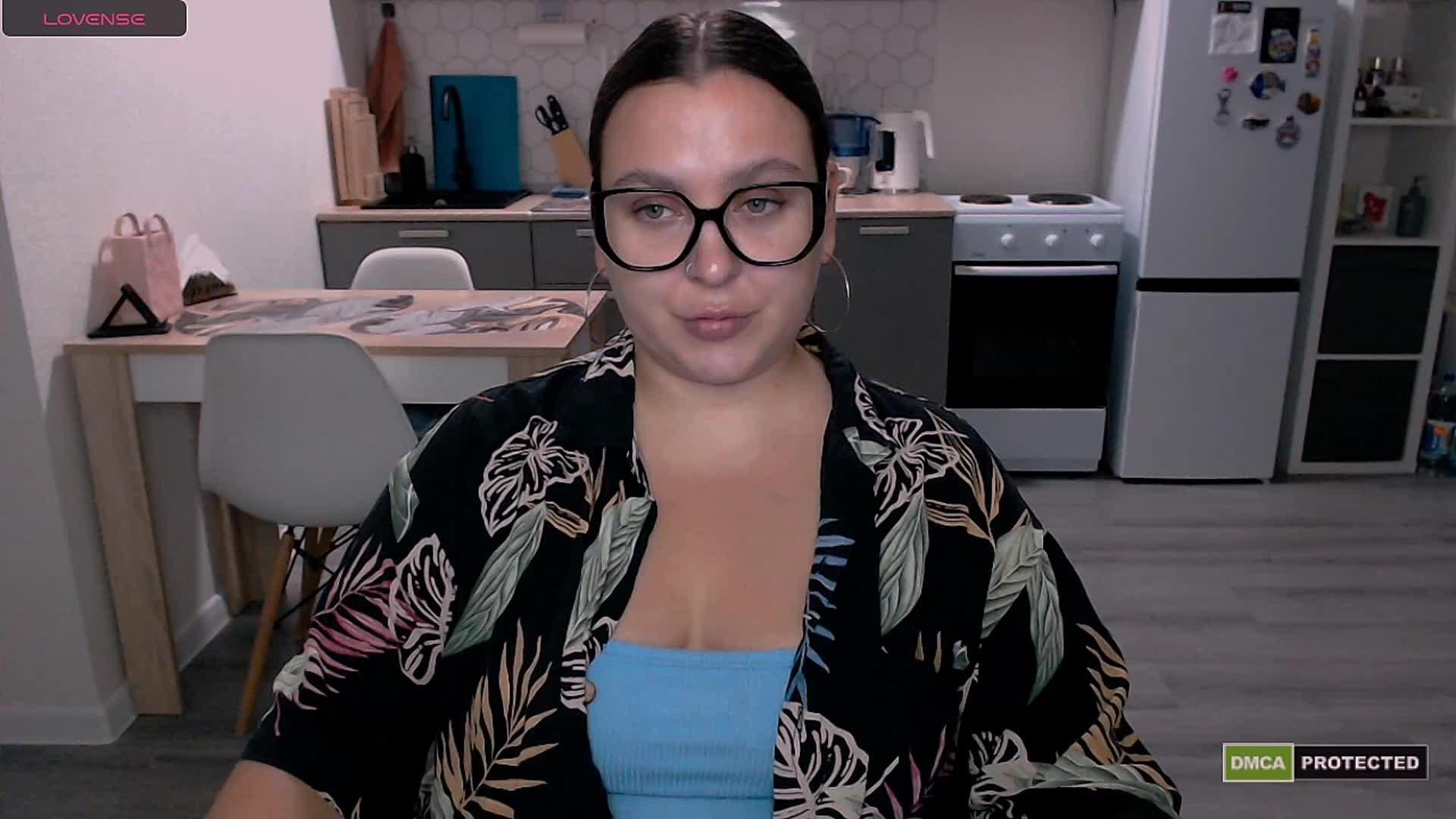 EvaPuffy Adult Chat September 19, 2025