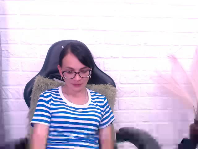 DarkOpiumX Adult Chat September 19, 2025