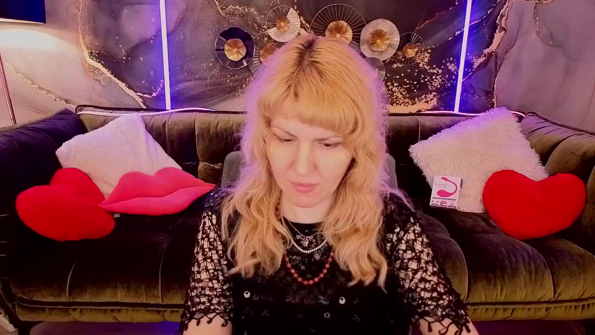 NatalyChanel Adult Chat September 19, 2025