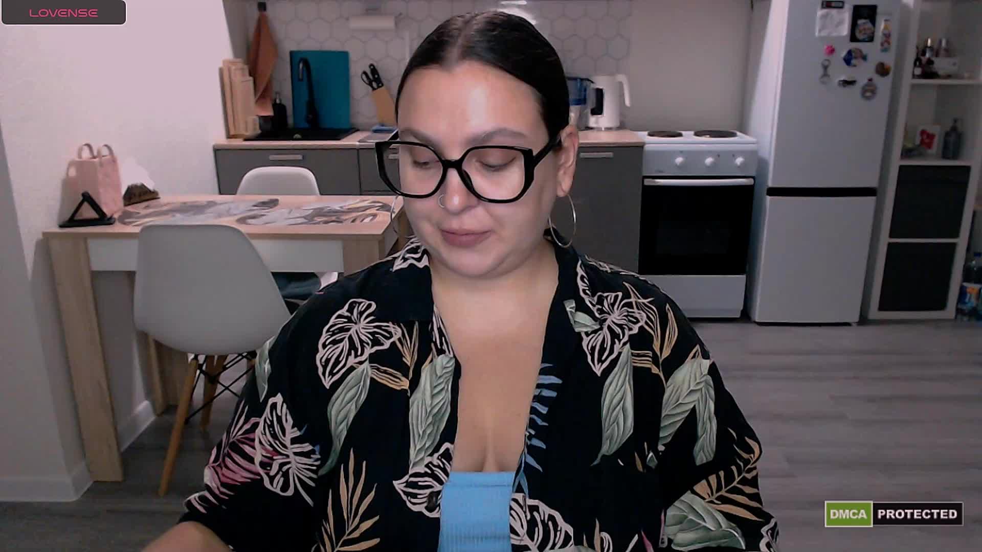 EvaPuffy Adult Chat September 19, 2025