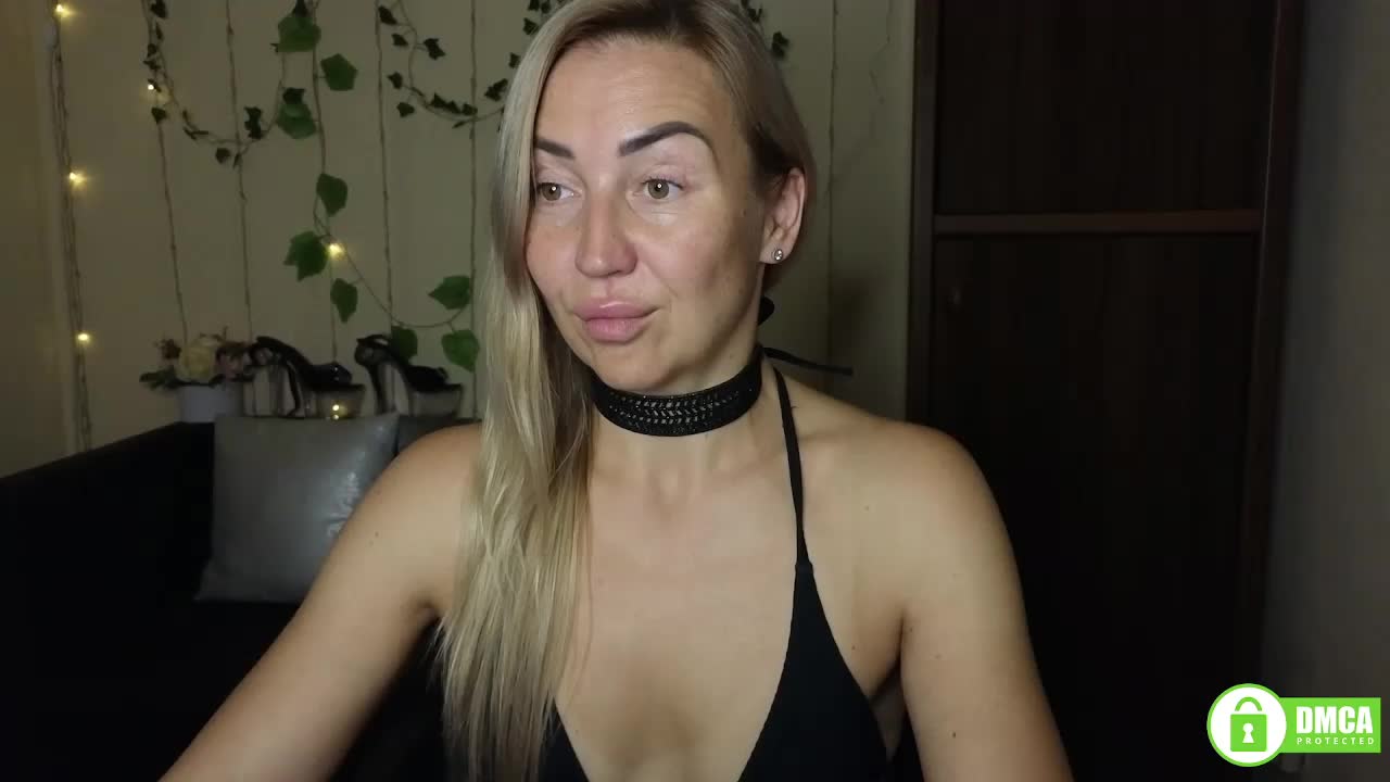 Jullyblondkiss Adult Chat September 19, 2025