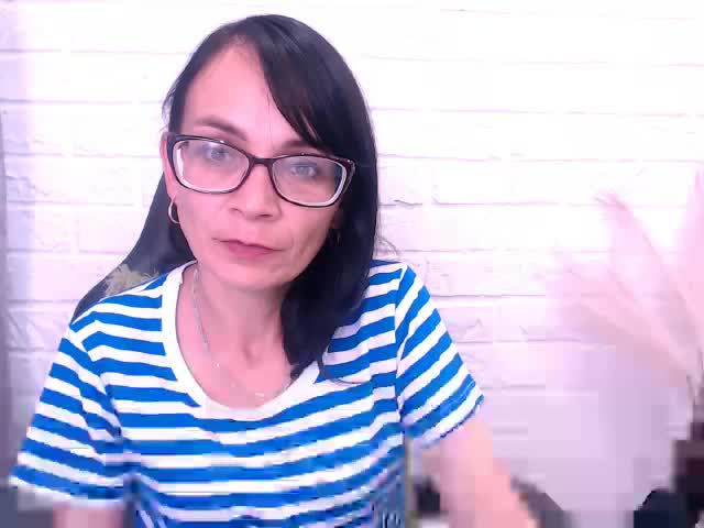 DarkOpiumX Adult Chat September 19, 2025