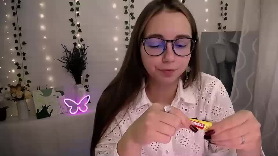 yours_piece_of_happiness_ Adult Chat September 19, 2025