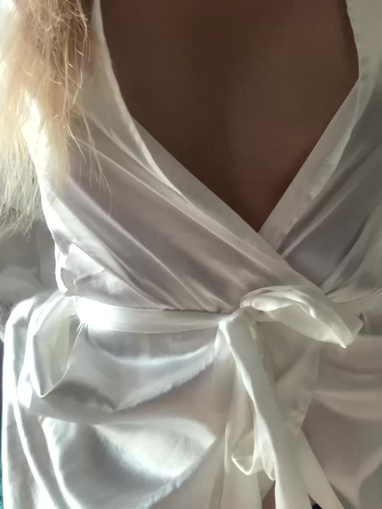 JULIE21 Adult Chat September 19, 2025