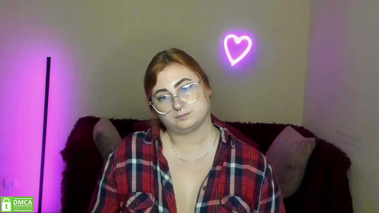 Aliciaredluv Adult Chat September 20, 2025