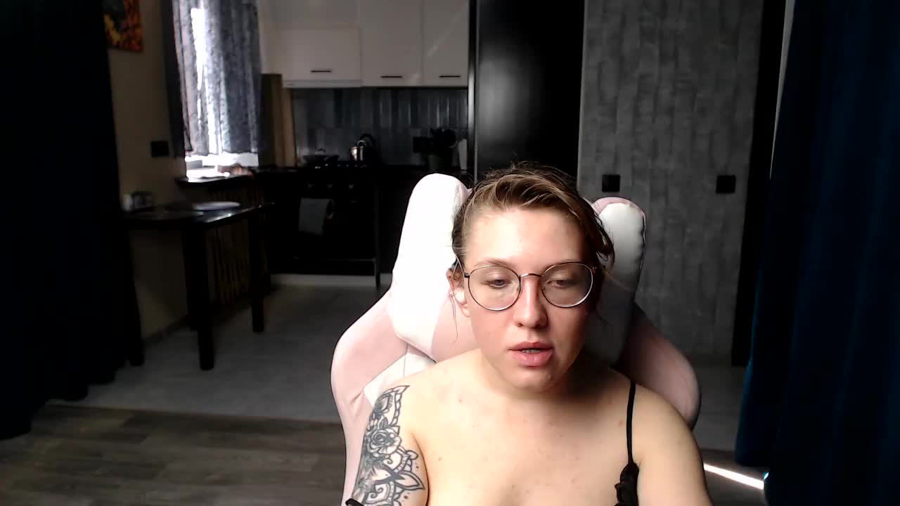 Regimasmile Adult Chat September 20, 2025