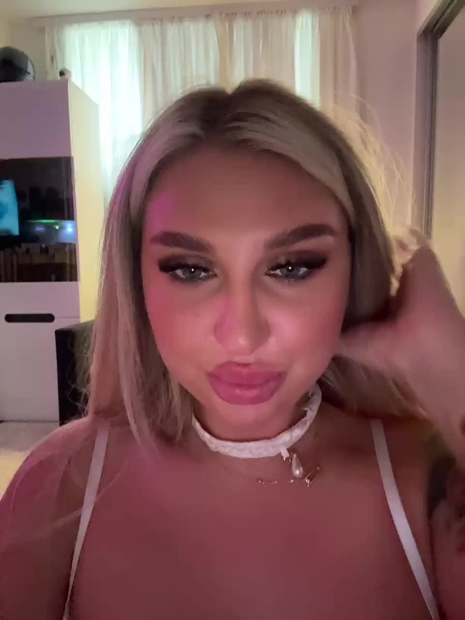 Kotofeyka1 Adult Chat September 20, 2025