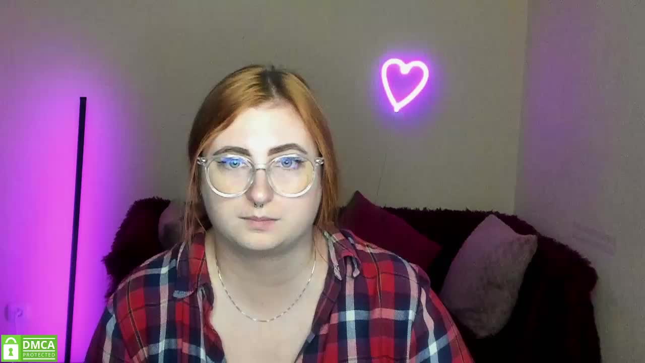 Aliciaredluv Adult Chat September 20, 2025