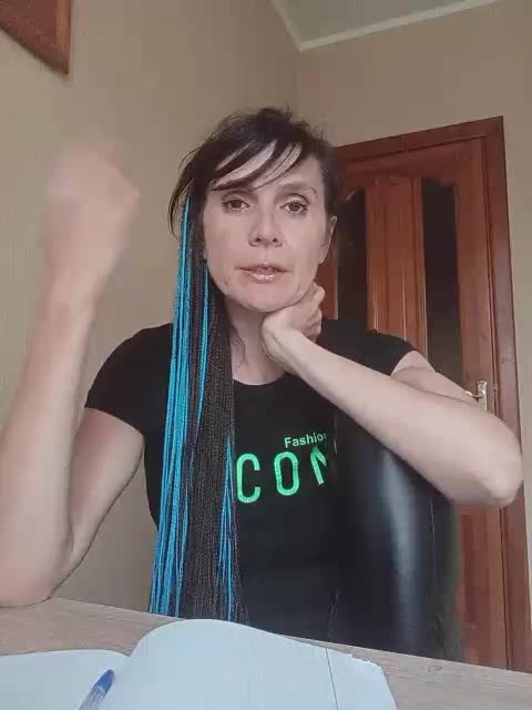 Hellenalonenochka Adult Chat September 20, 2025