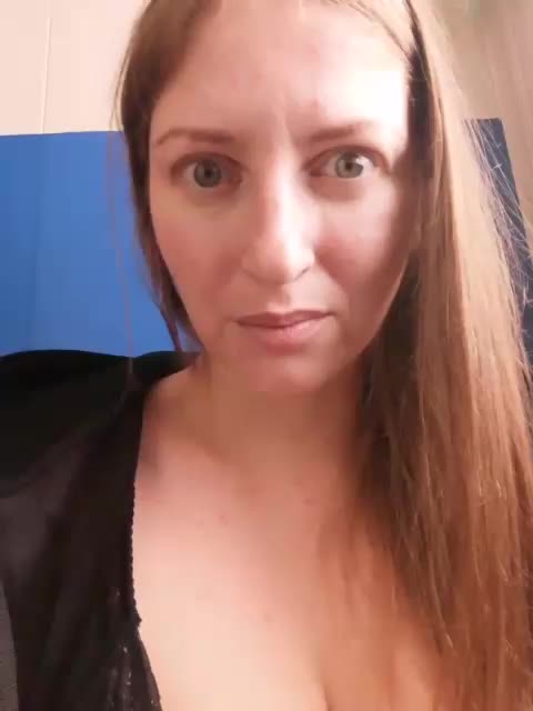 Viktoria-play Adult Chat September 20, 2025