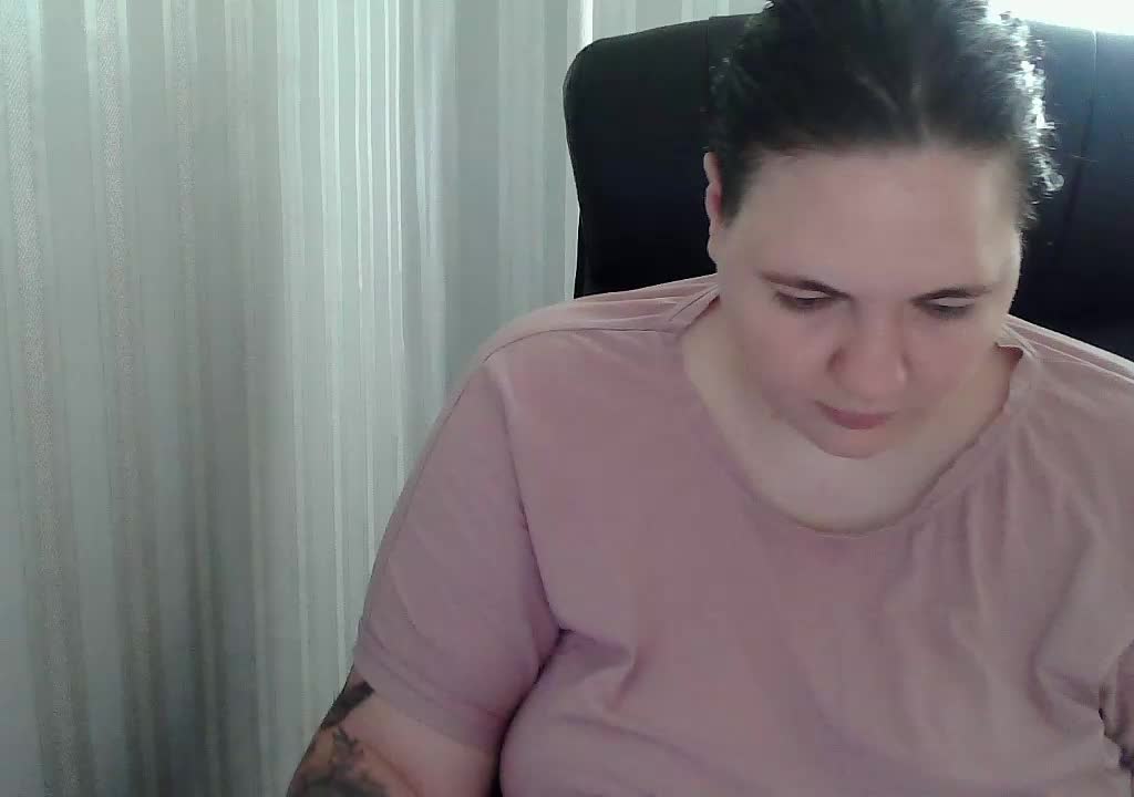 XLisaBlueX Adult Chat September 20, 2025