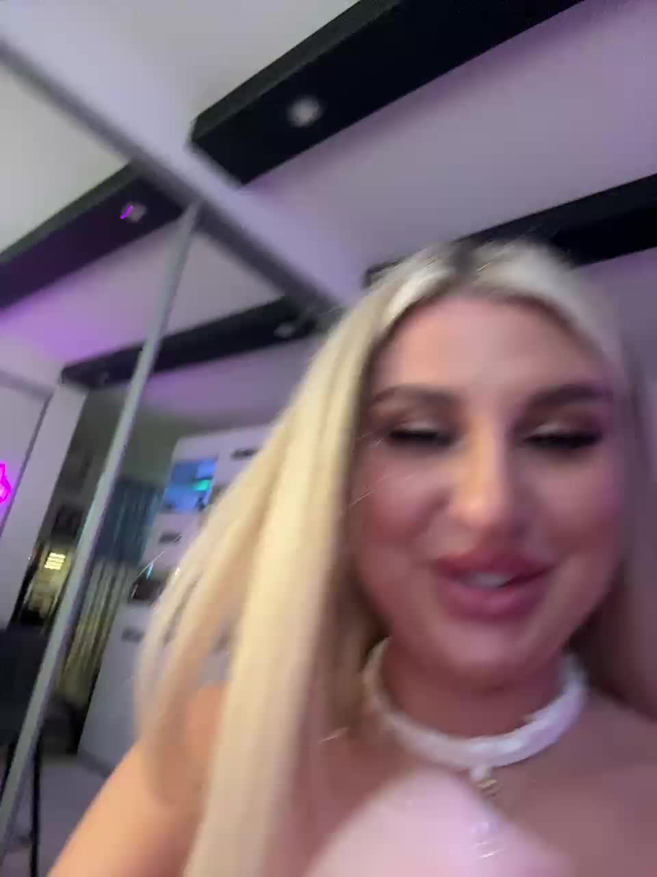 Kotofeyka1 Adult Chat September 20, 2025