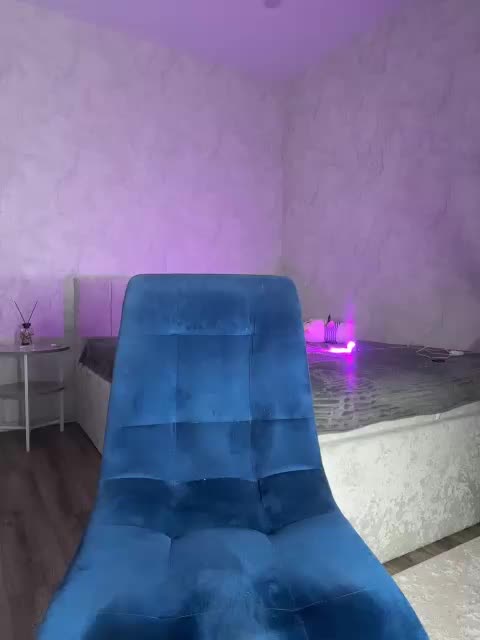 B_A_B_Y___111 Adult Chat September 20, 2025