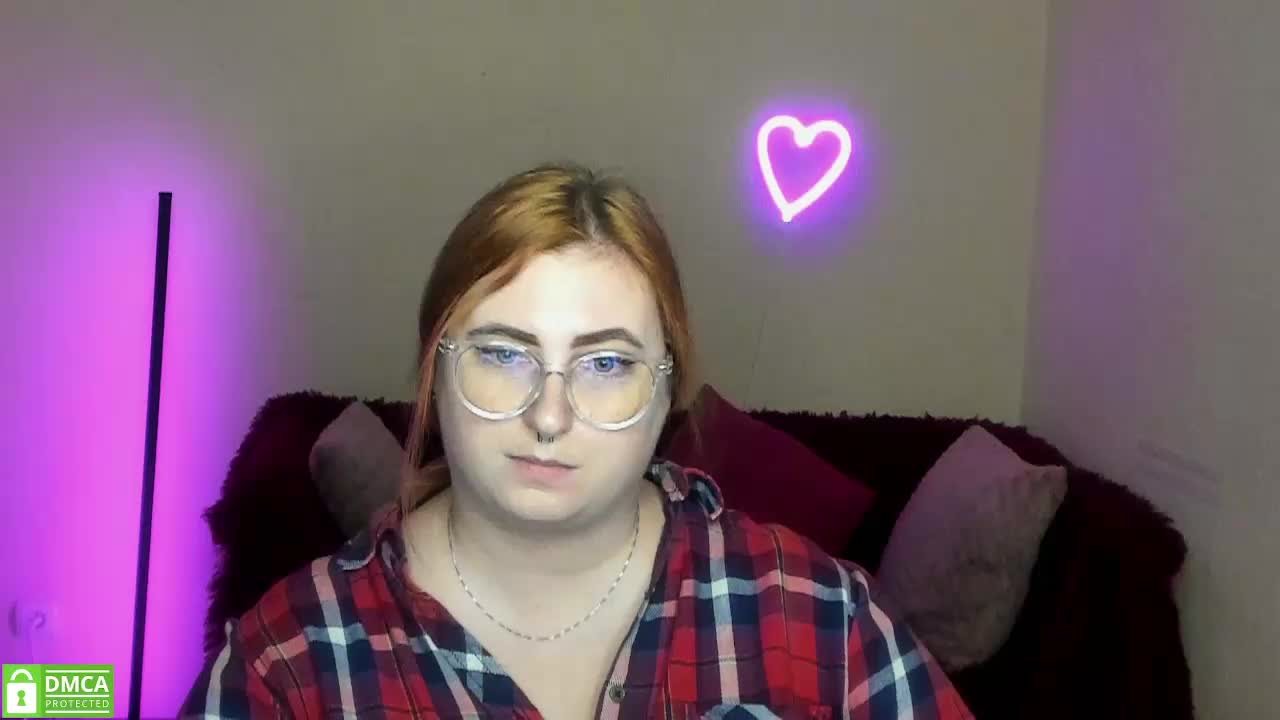 Aliciaredluv Adult Chat September 20, 2025