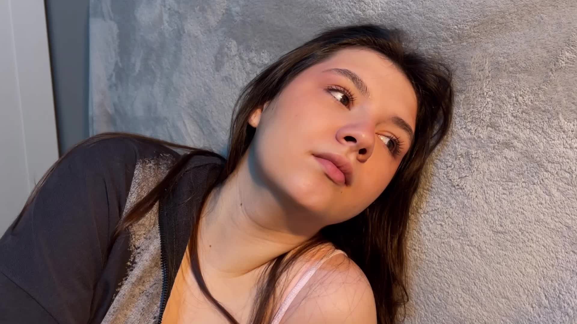 AlisaRichGold Adult Chat September 20, 2025