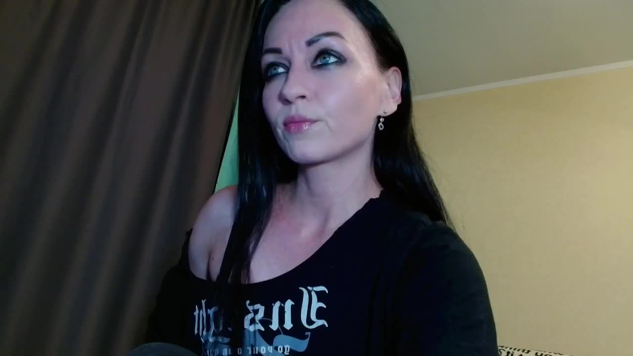 Mistress_Zoe1 Adult Chat September 20, 2025