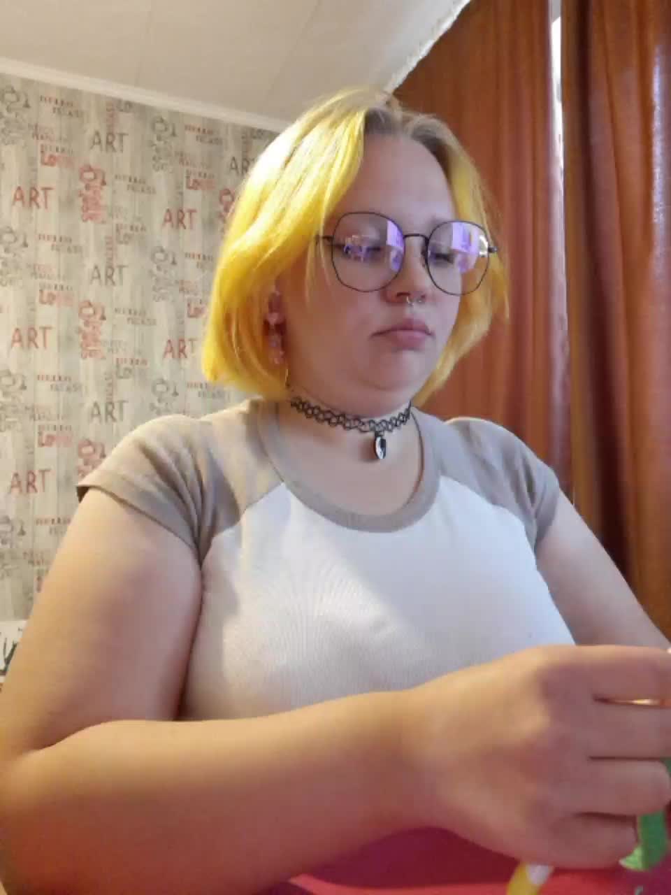 -MeooW- Adult Chat September 20, 2025