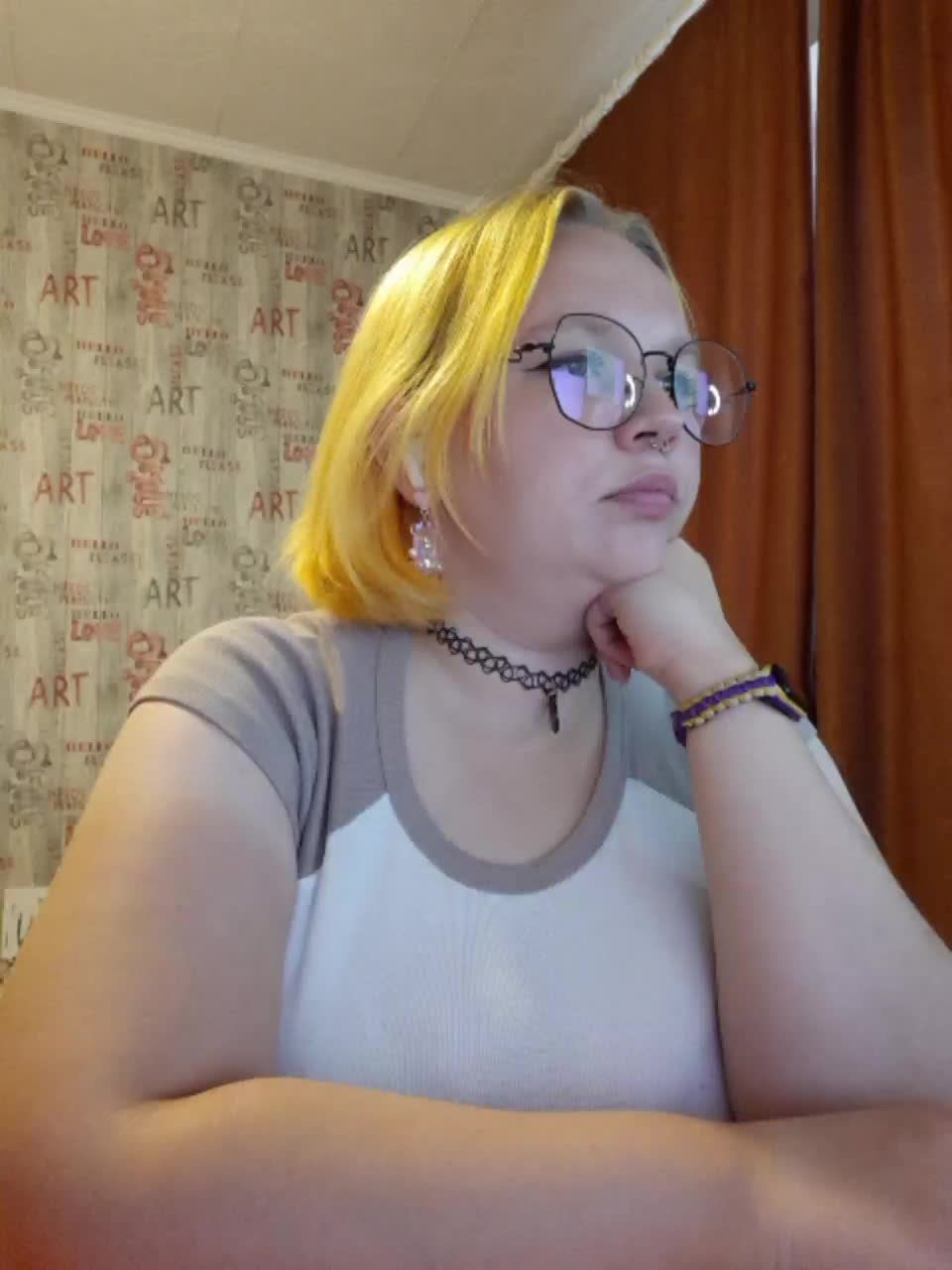 -MeooW- Adult Chat September 20, 2025