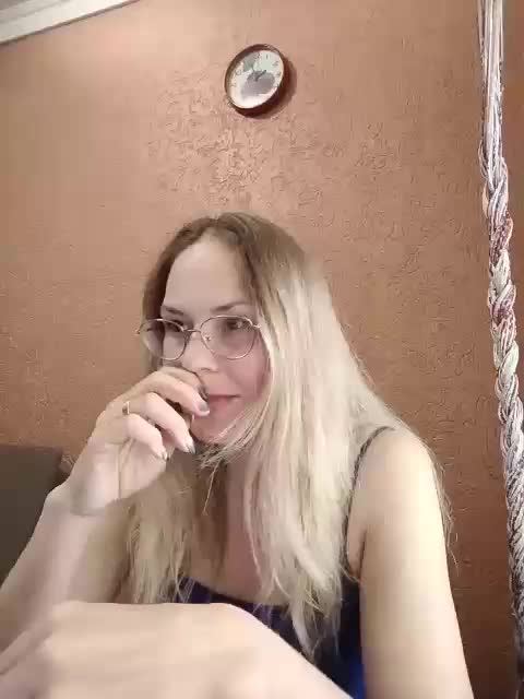 -Tigra- Adult Chat September 20, 2025