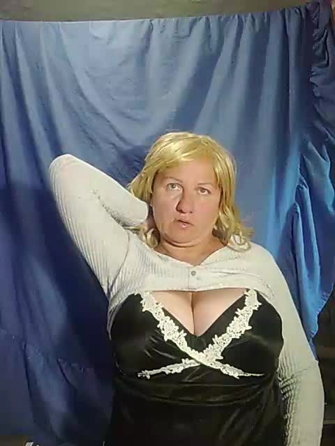 FameLara Adult Chat September 20, 2025