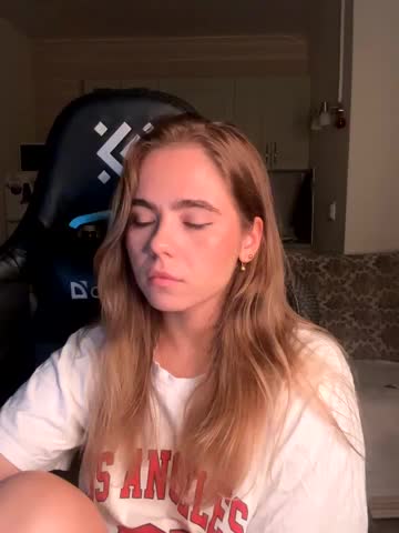 SkyBriii Adult Chat September 20, 2025