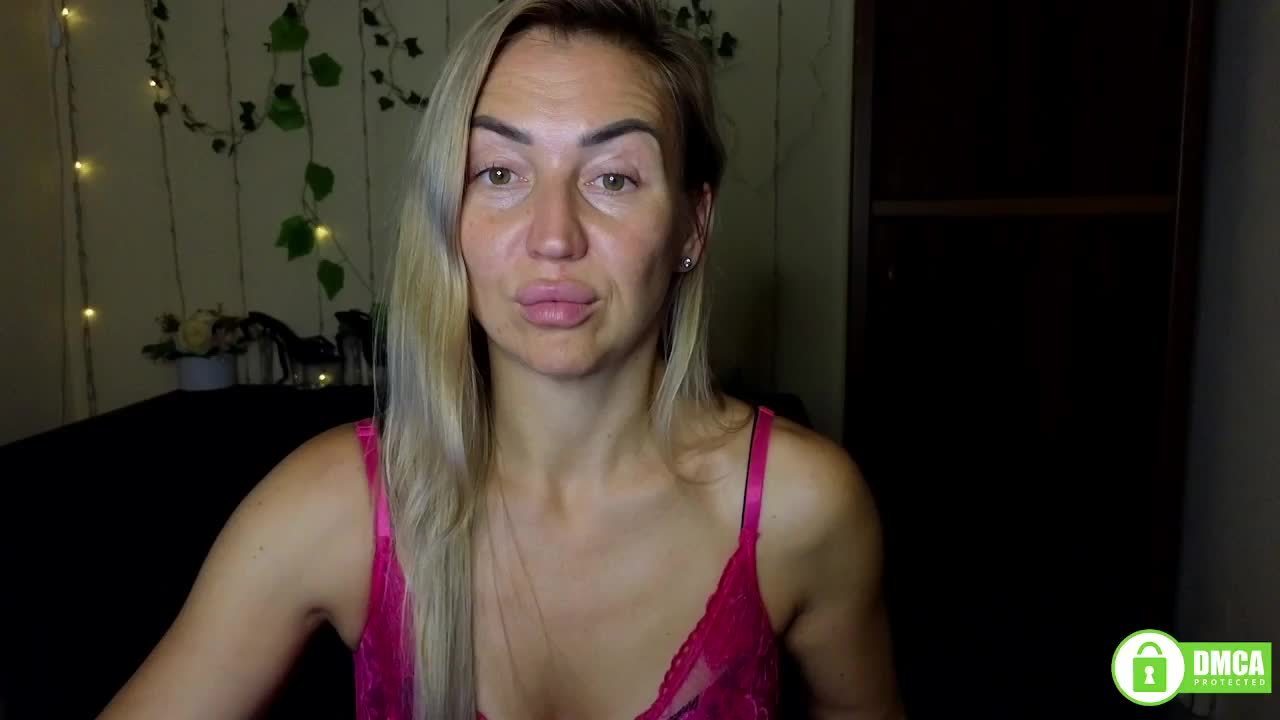 Jullyblondkiss Adult Chat September 20, 2025