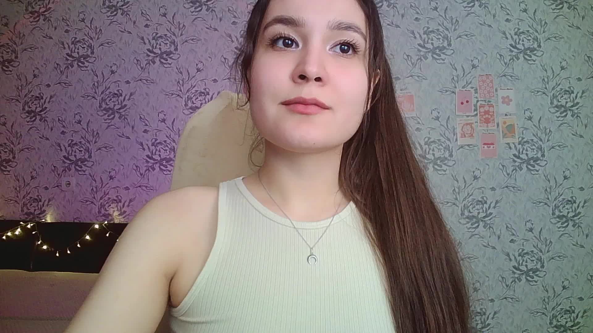 annie-fleur Adult Chat September 20, 2025