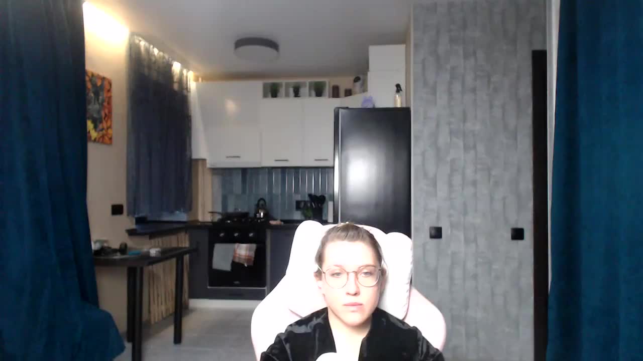 Regimasmile Adult Chat September 20, 2025