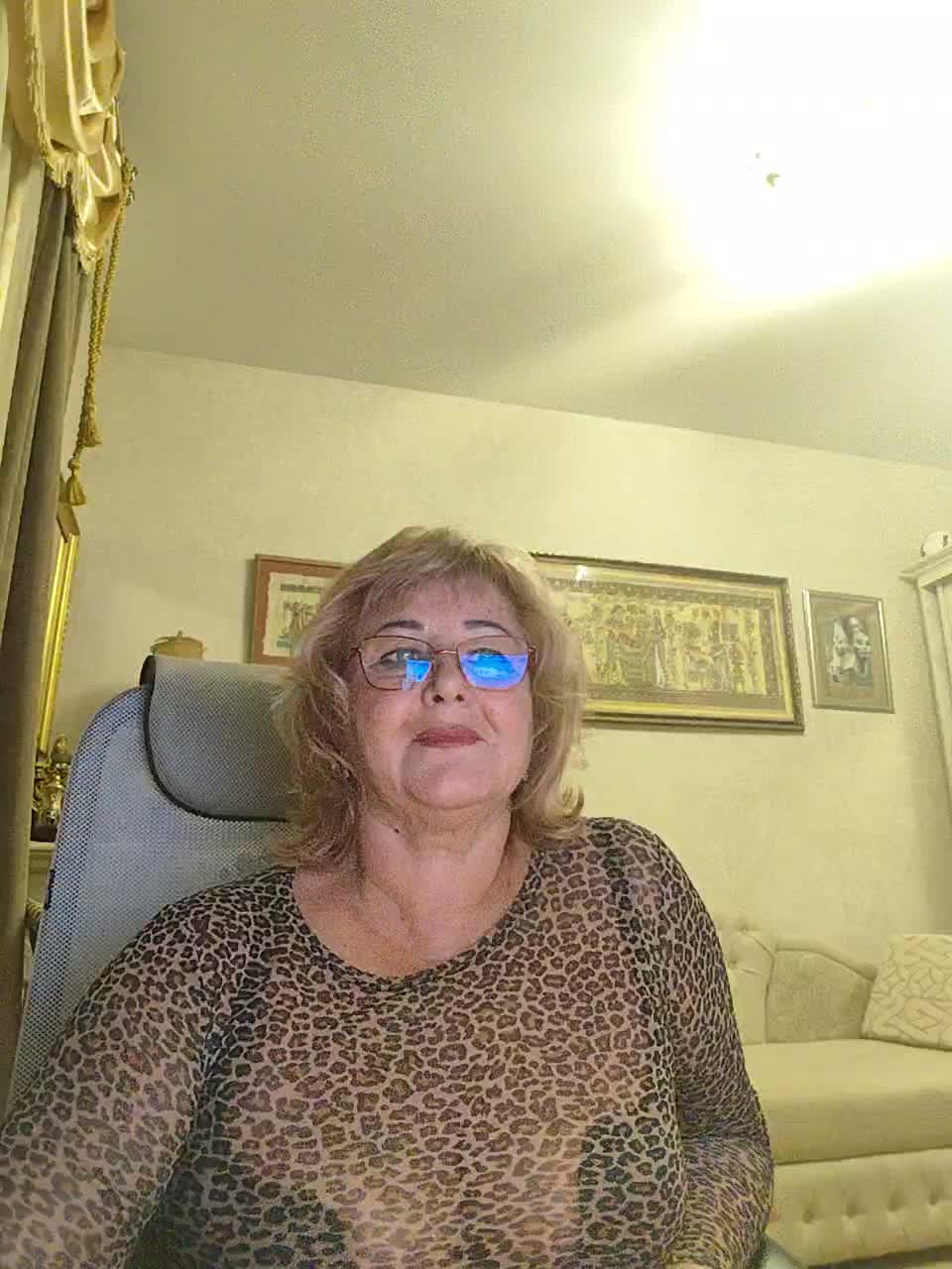 KarinkaSweet Adult Chat September 20, 2025