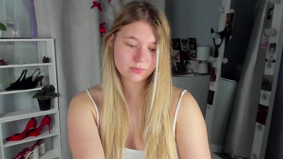 rebecca_____ Adult Chat September 20, 2025