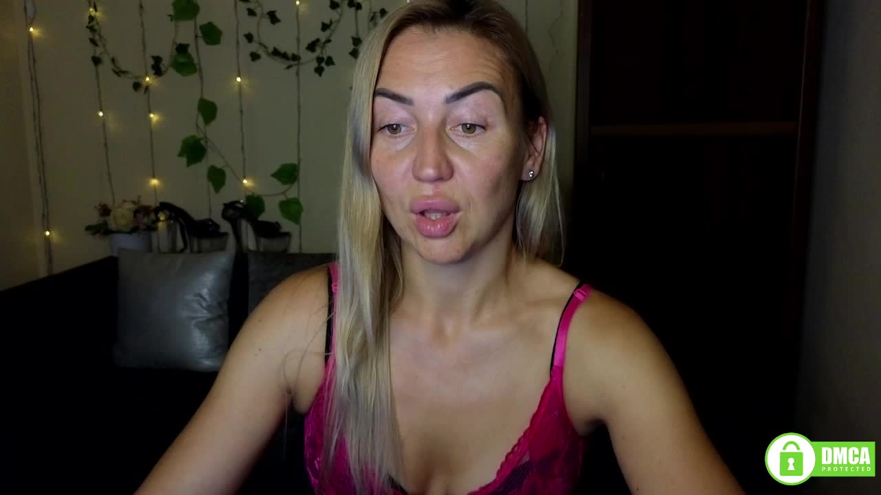 Jullyblondkiss Adult Chat September 21, 2025
