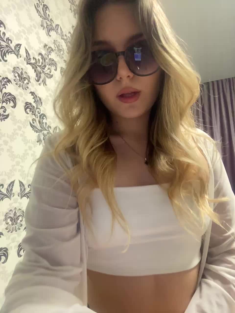 JULIE21 Adult Chat September 21, 2025