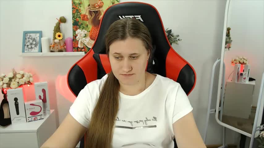 Lucky_Lana Adult Chat September 21, 2025