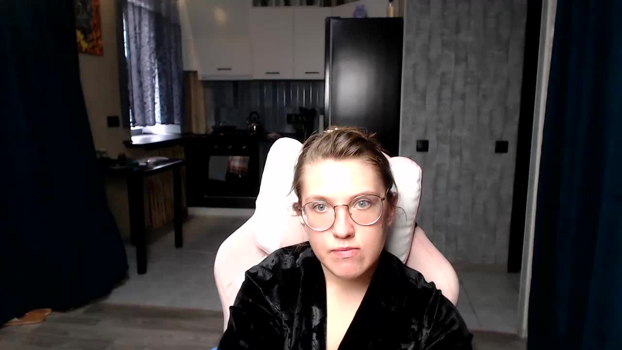 Regimasmile Adult Chat September 21, 2025