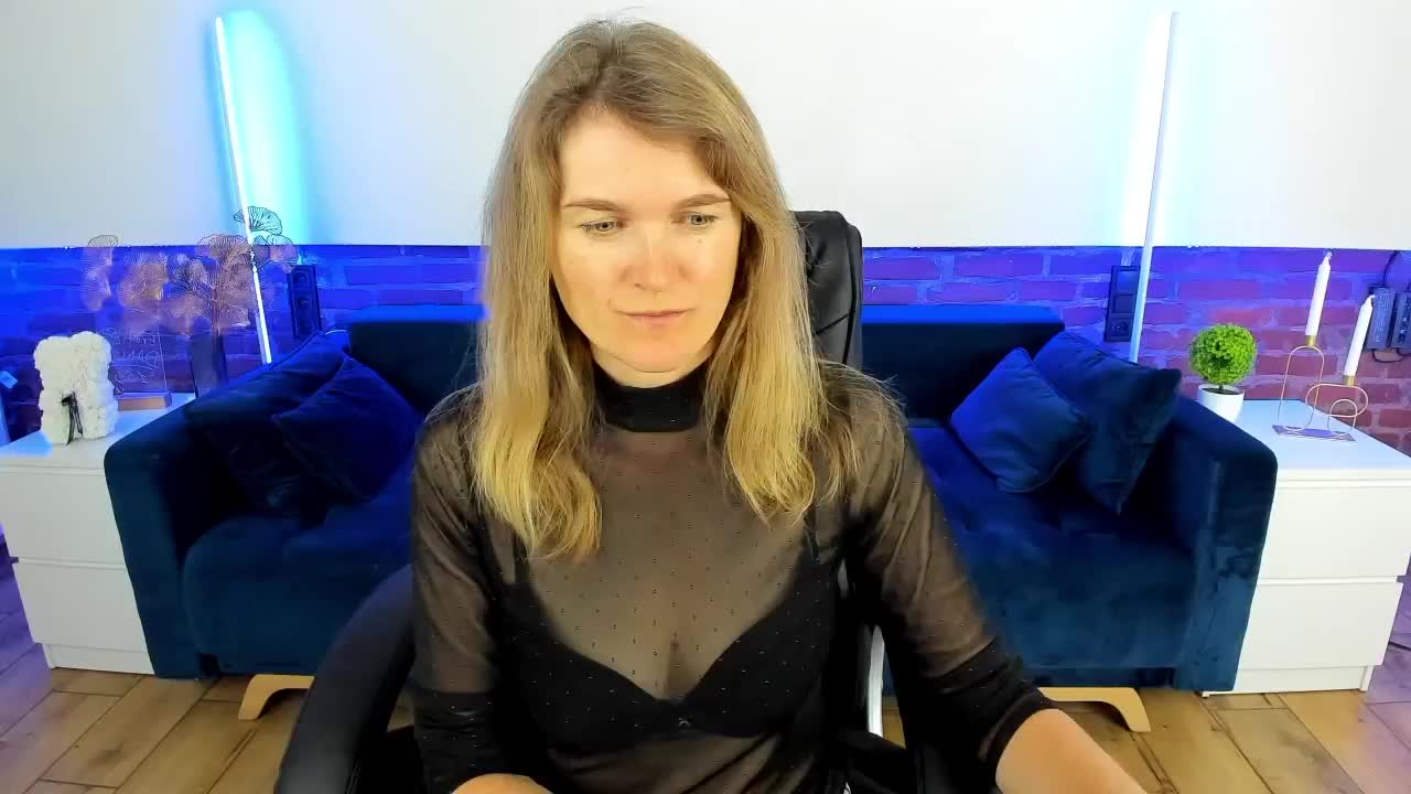 Annabel-xxx Adult Chat September 21, 2025