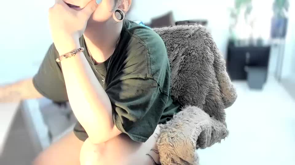 alix_valentine Adult Chat September 21, 2025