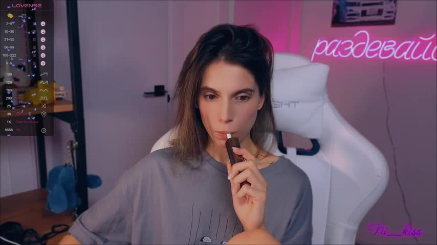 _ni_kiss Adult Chat September 21, 2025