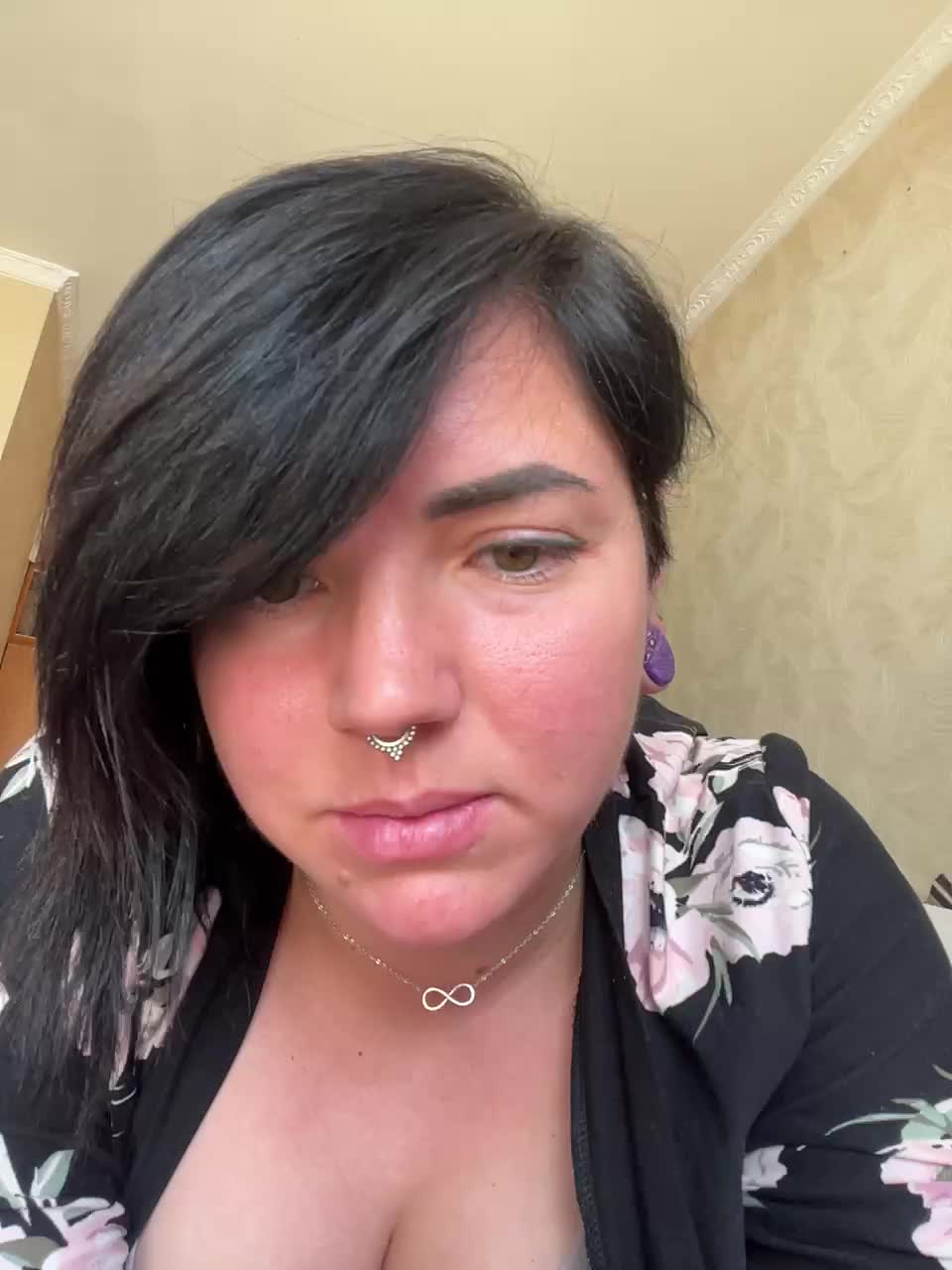 Vikki_Fox Adult Chat September 21, 2025