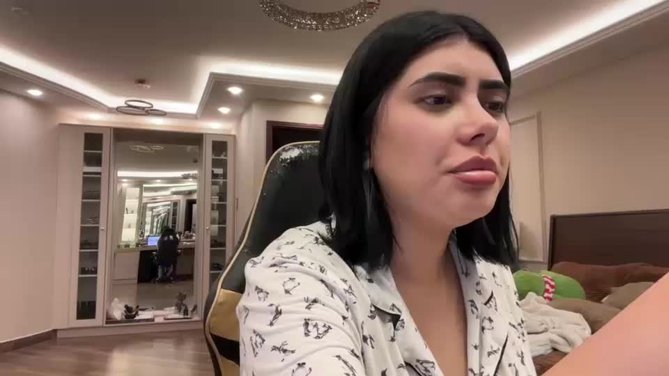 therealcamilabaddie Adult Chat September 21, 2025