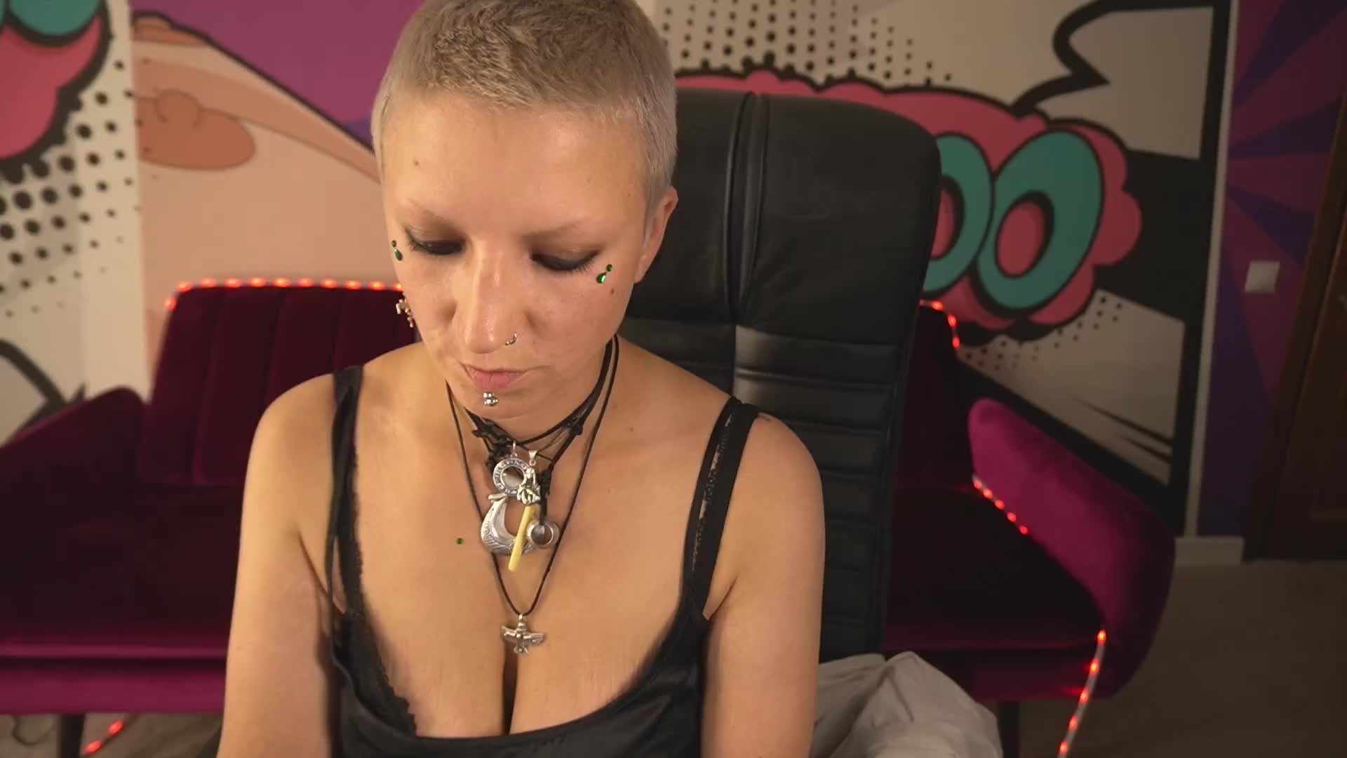 MiraMoonn Adult Chat September 21, 2025