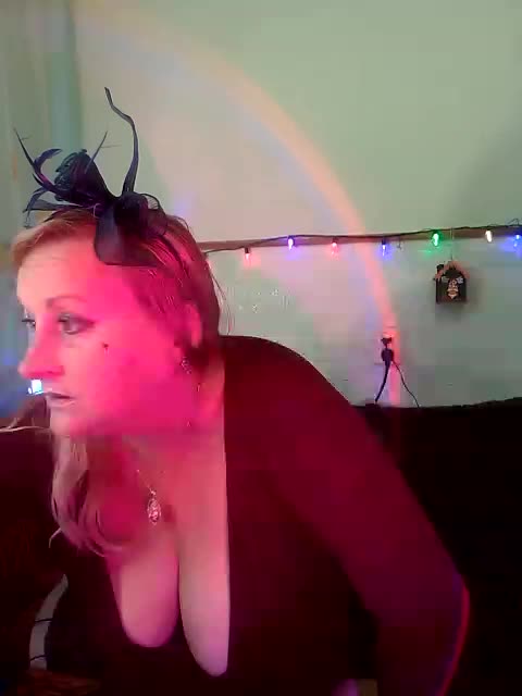 XHelenaX99 Adult Chat September 21, 2025