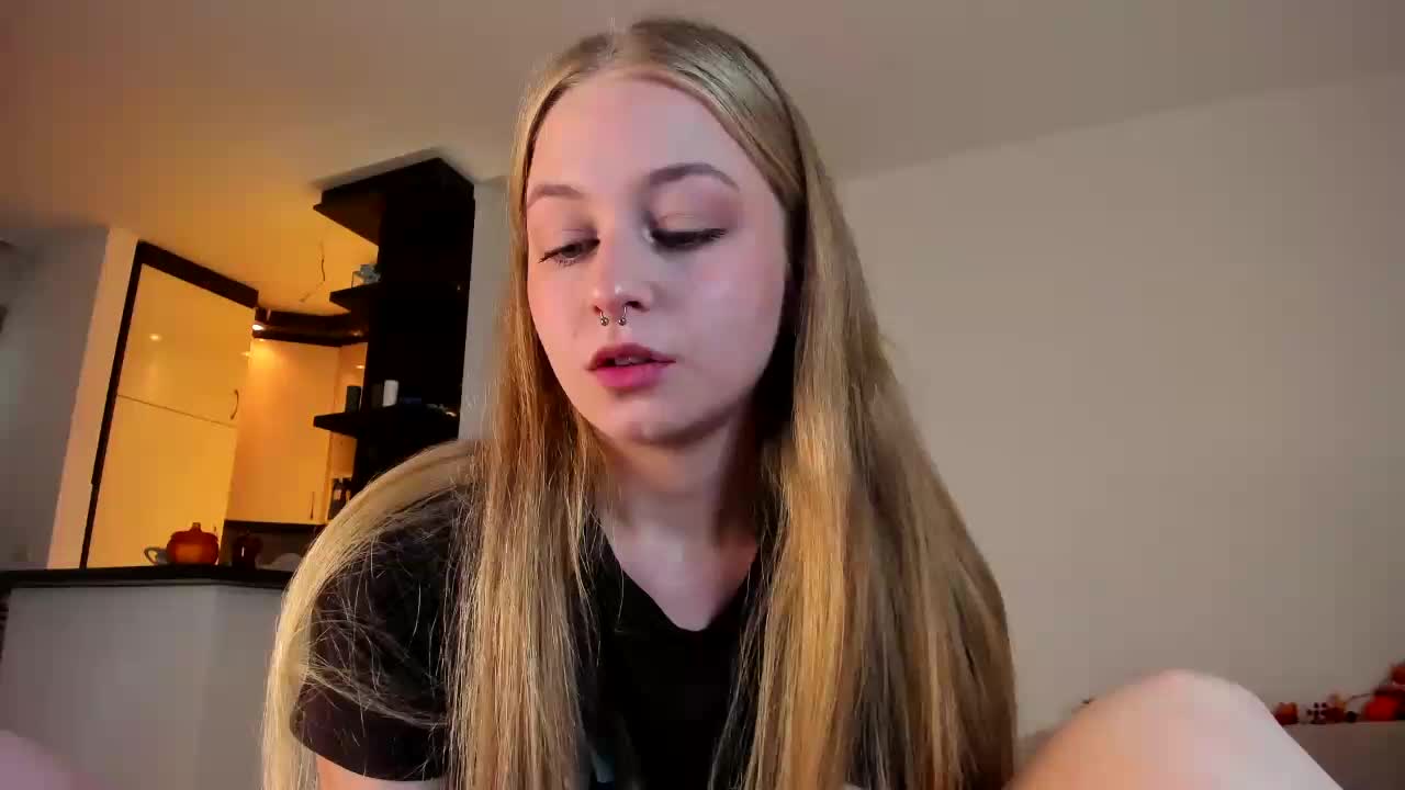 MiaMeowa Adult Chat September 24, 2025