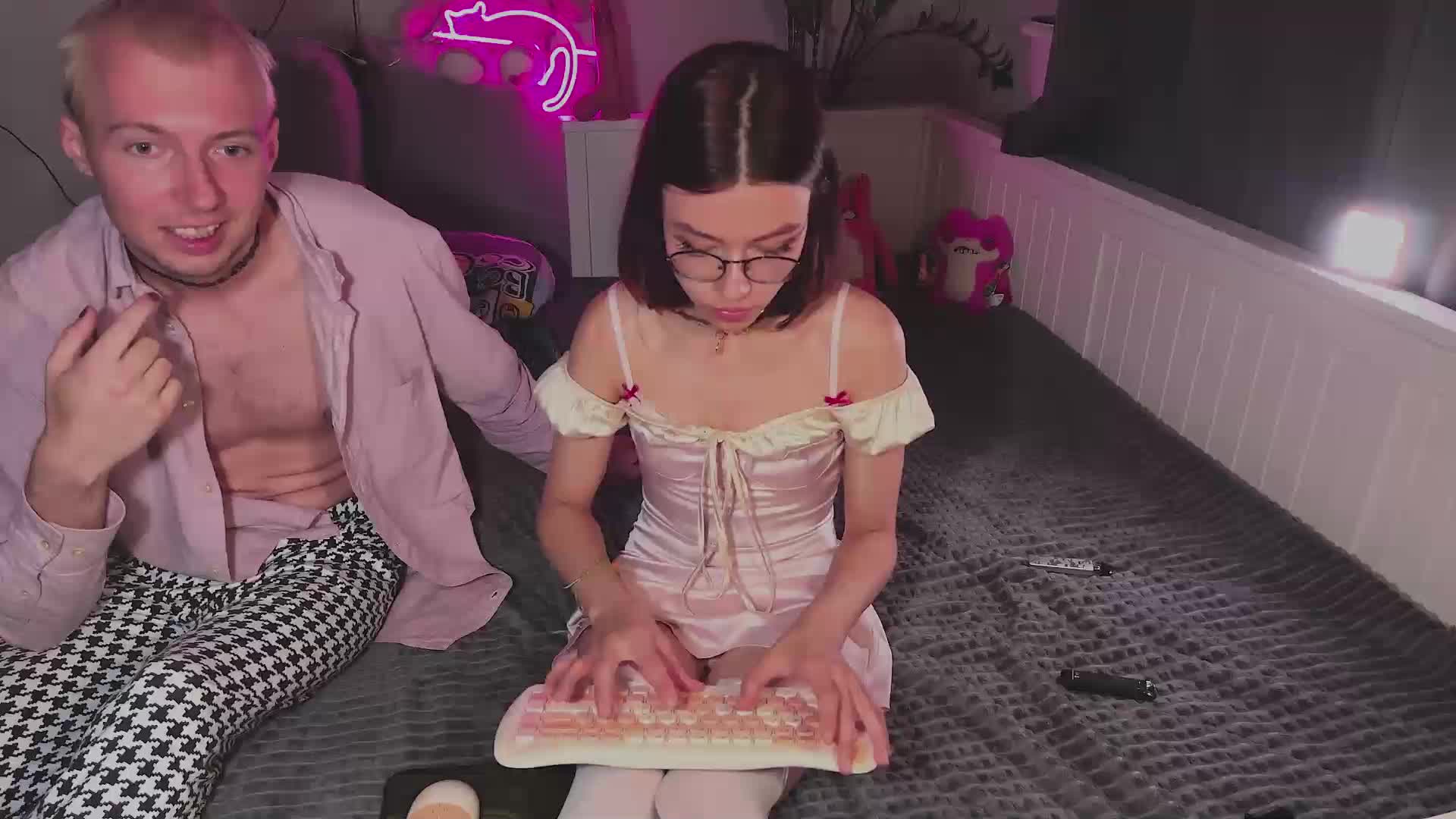 Z0mb1el0ll1 Adult Chat September 23, 2025