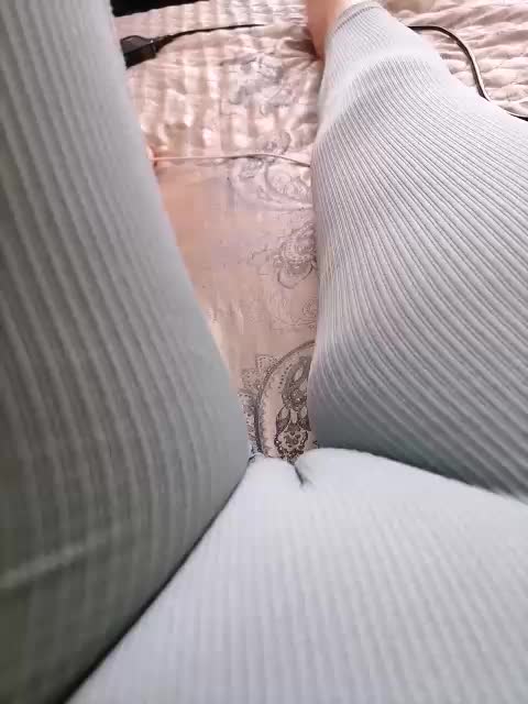 -Tiffany- Adult Chat September 25, 2025