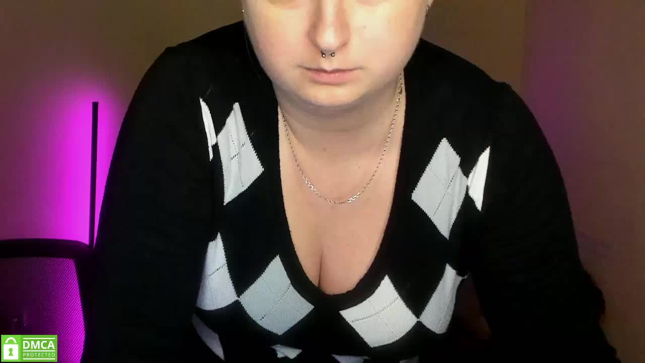 Aliciaredluv Adult Chat September 25, 2025