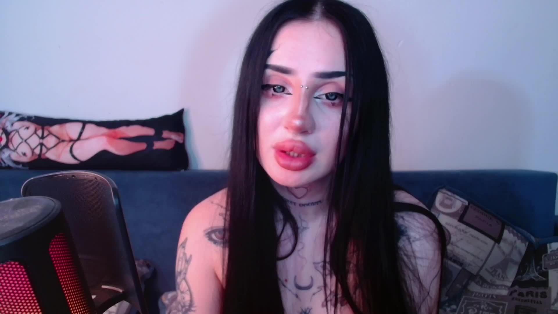 lisa-tatt Adult Chat September 24, 2025