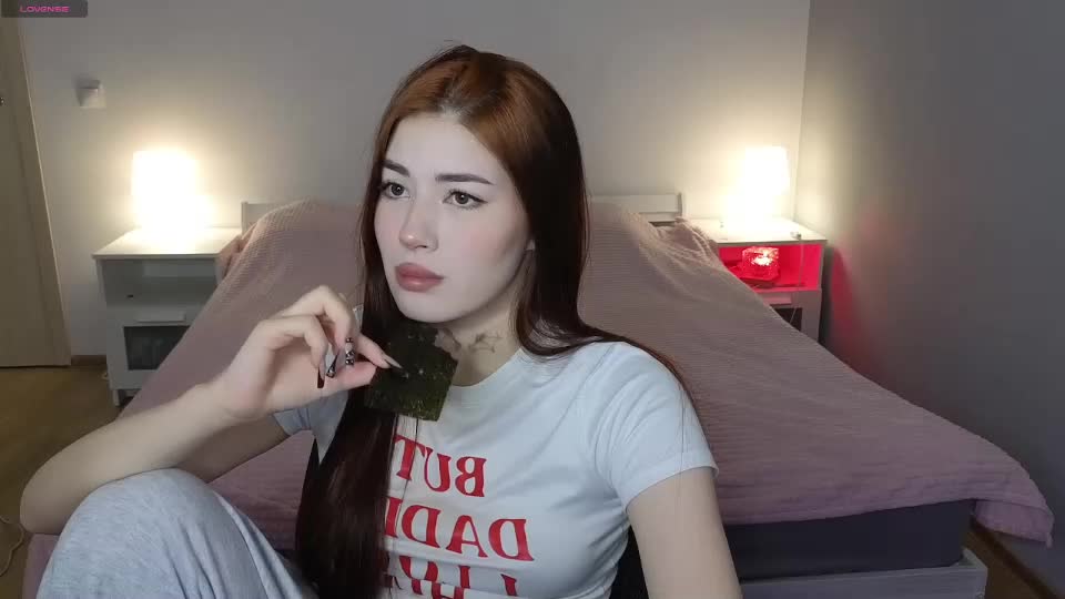 mmkakpoxyi22 Adult Chat September 26, 2025