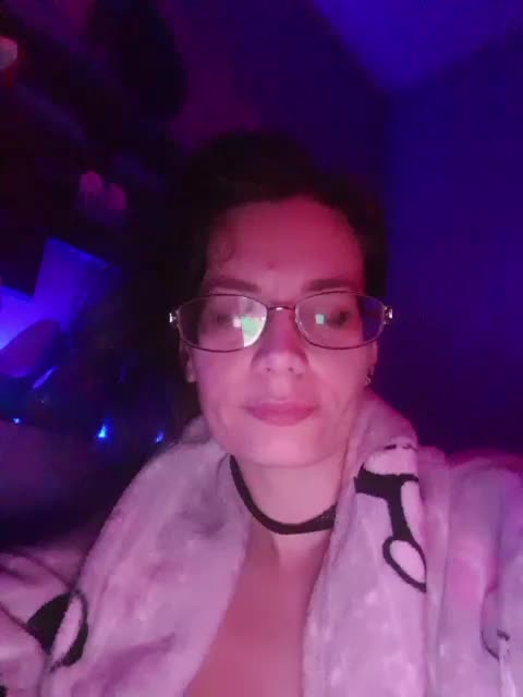 analiMilana Adult Chat September 23, 2025